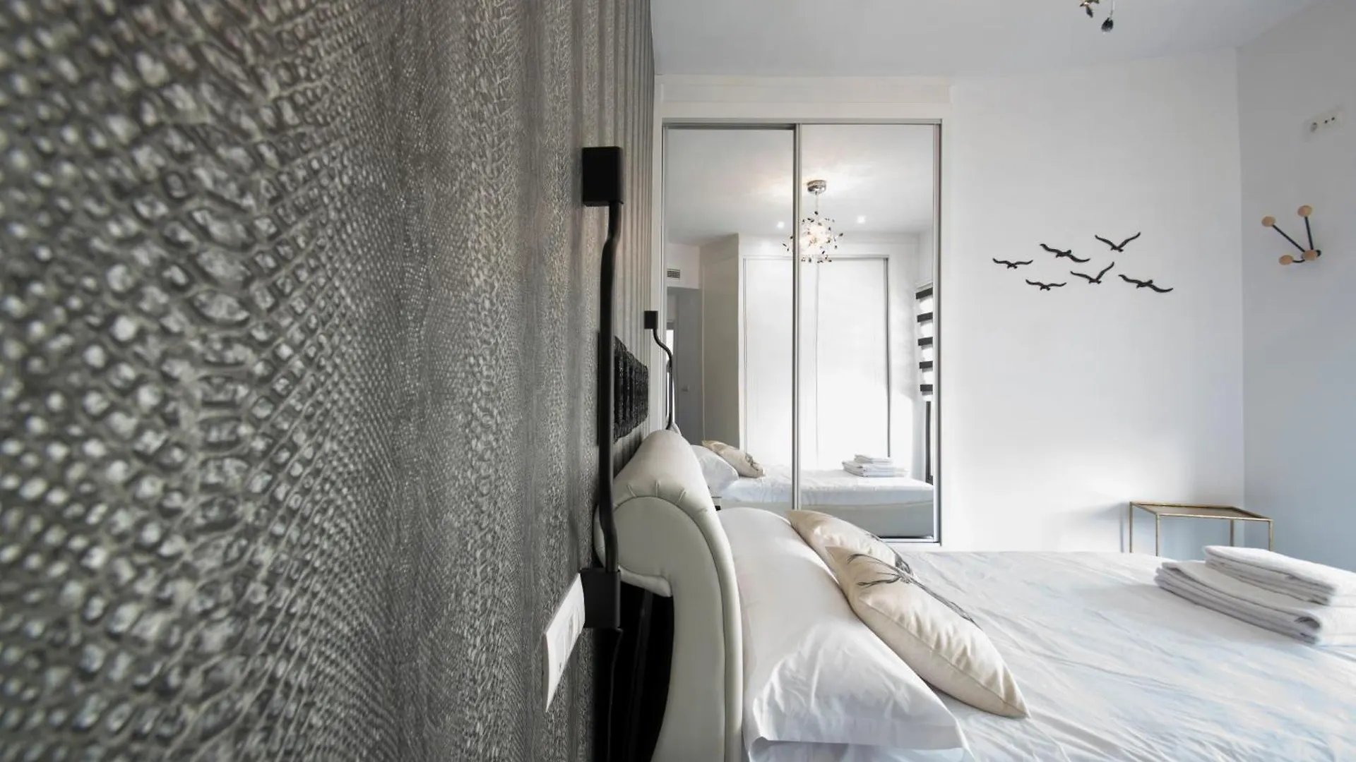 Apartamento Atico Real Suites 0*, Granada
